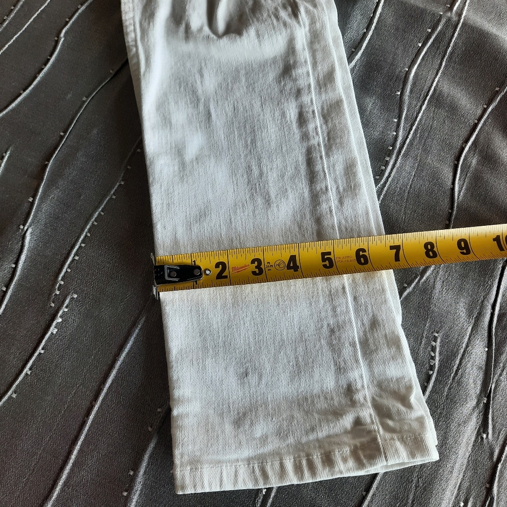 Calvin Klein White Jeans Sz 29 Slim Boyfriend Midrise Straight Leg Distressed - Picture 11 of 16